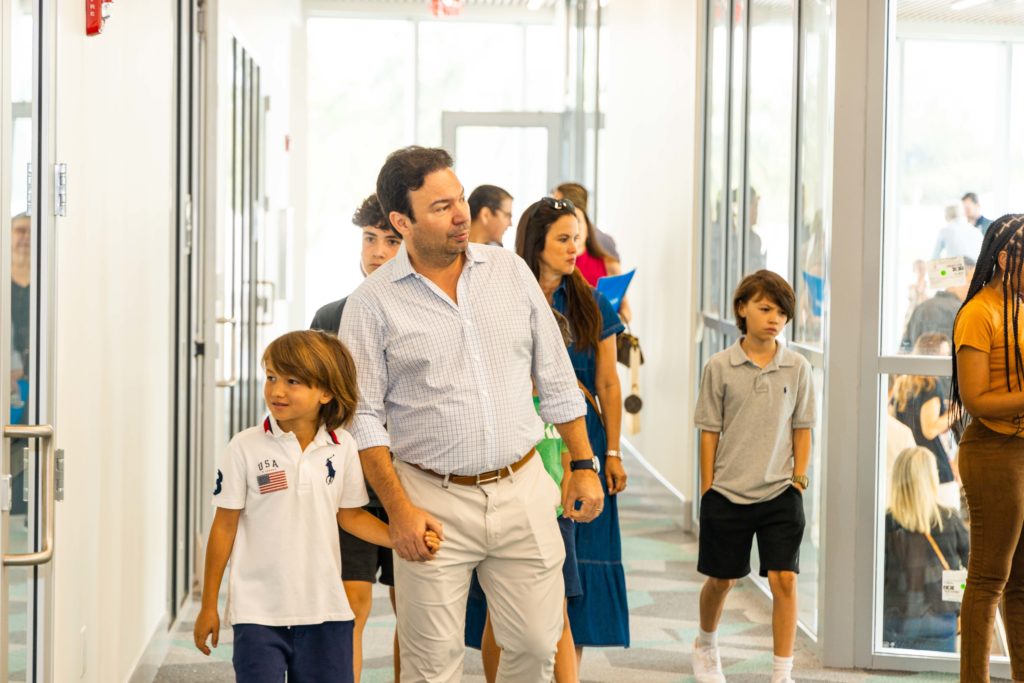 Gulliver Opens New Academic Building at Upper School Campus