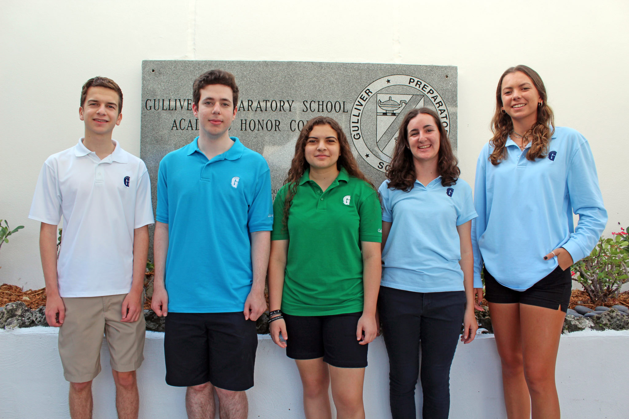 Three Students Earn National Merit Scholarship - Gulliver Prep